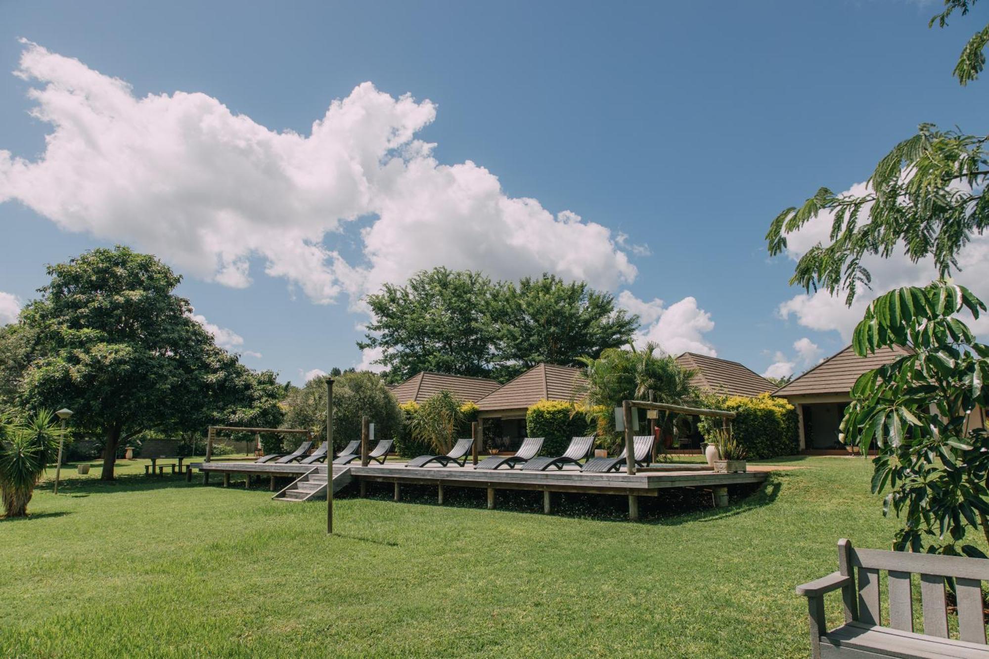 Kruger View Chalets Malalane Exterior photo
