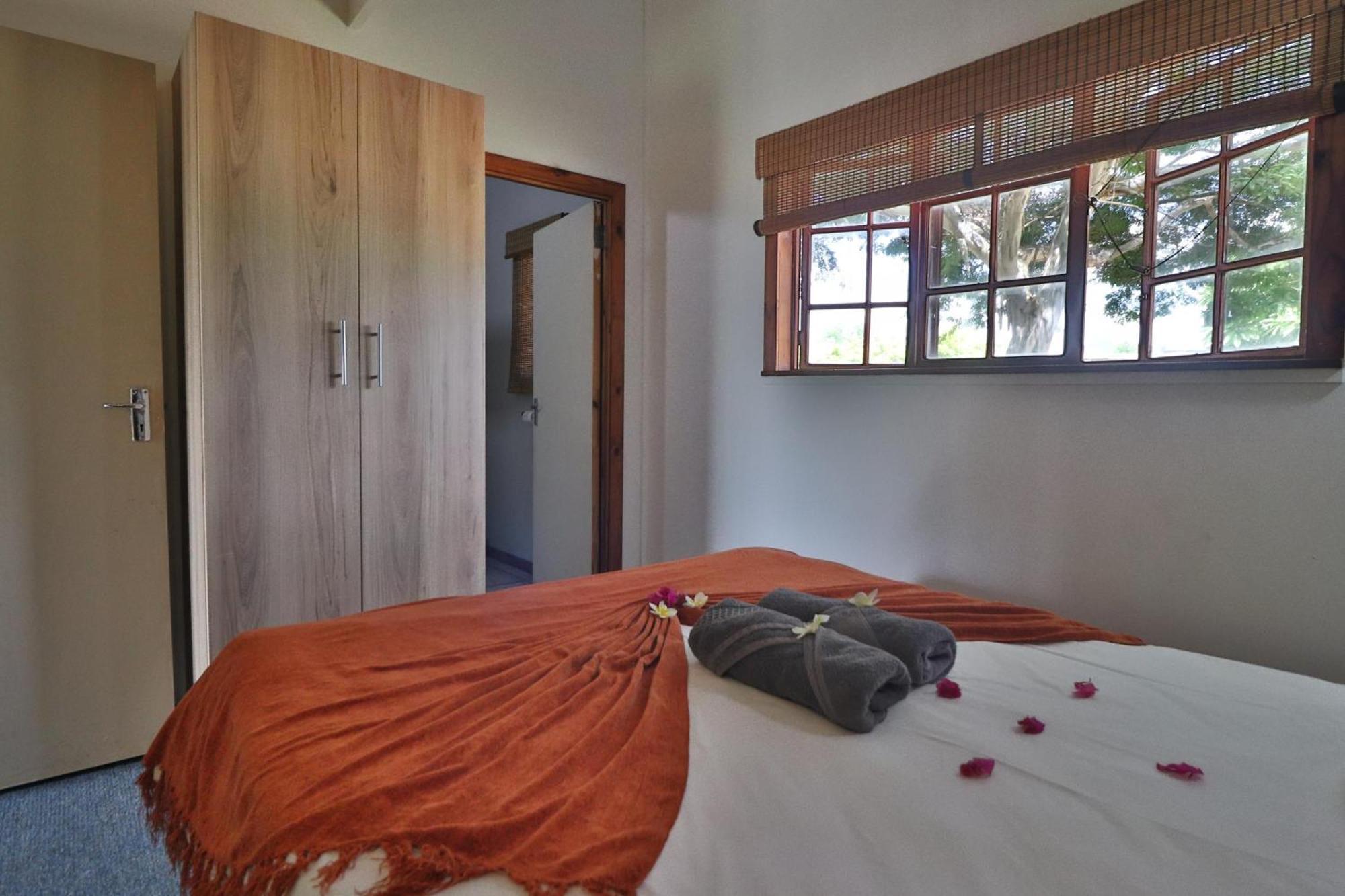 Kruger View Chalets Malalane Exterior photo