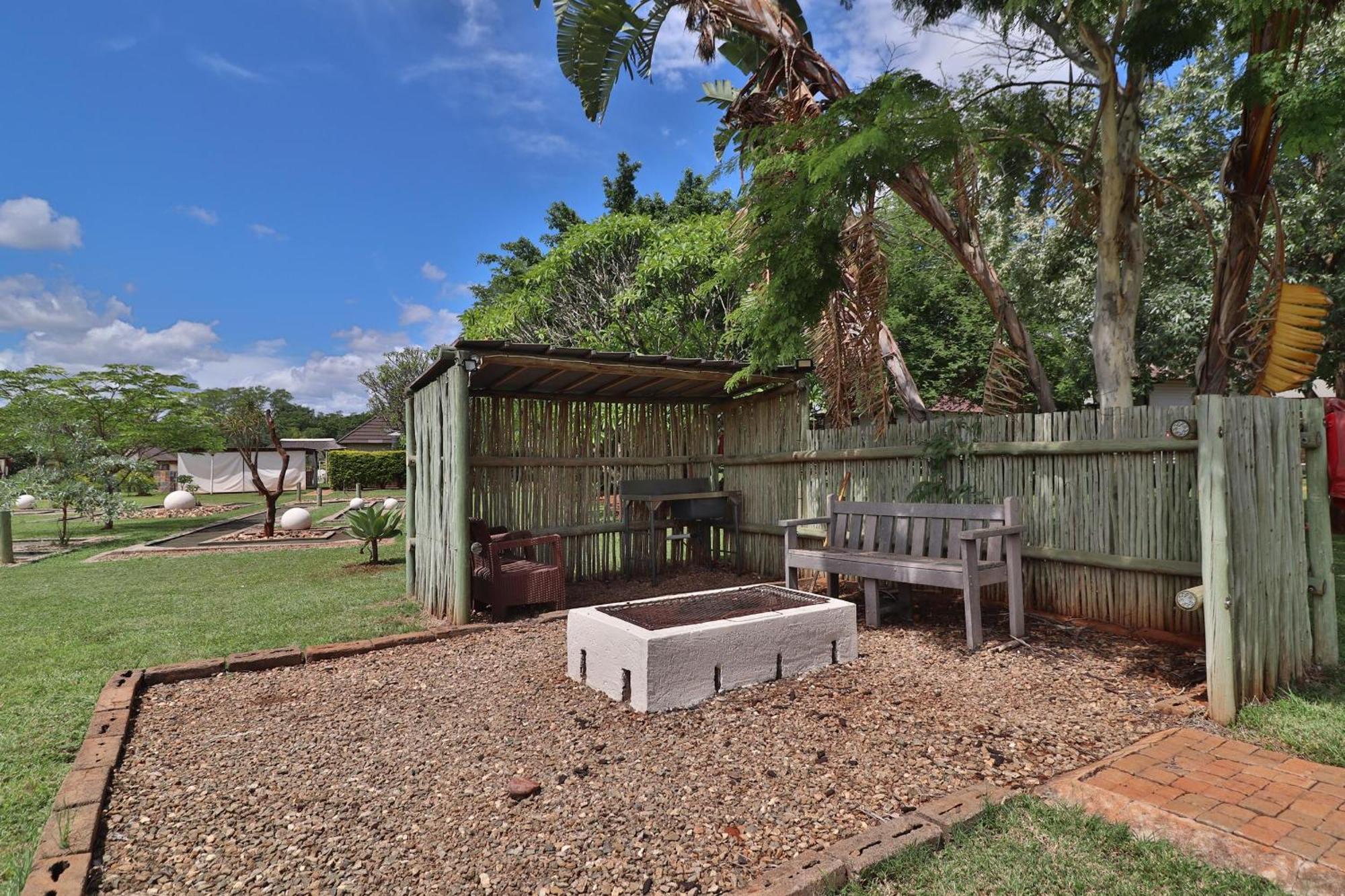 Kruger View Chalets Malalane Exterior photo