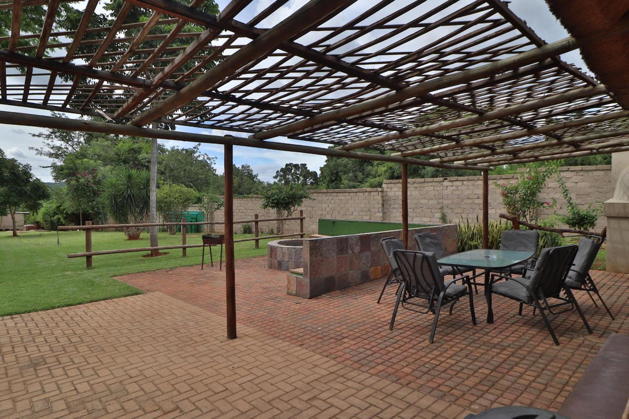 Kruger View Chalets Malalane Exterior photo